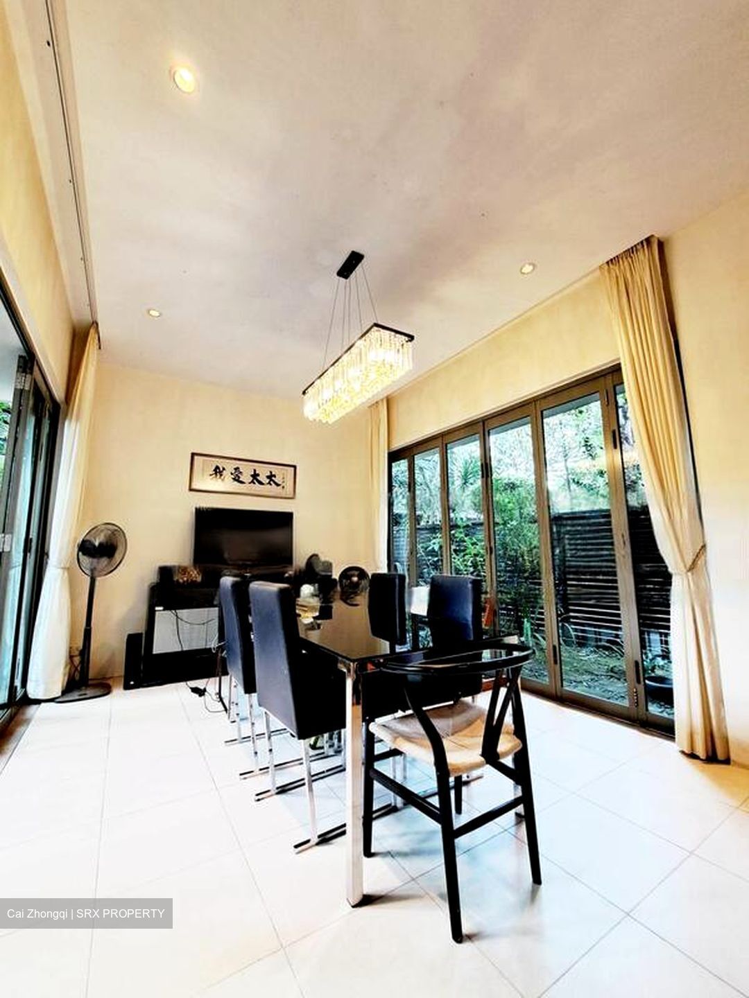 Grove Drive (D10), Terrace #568829431